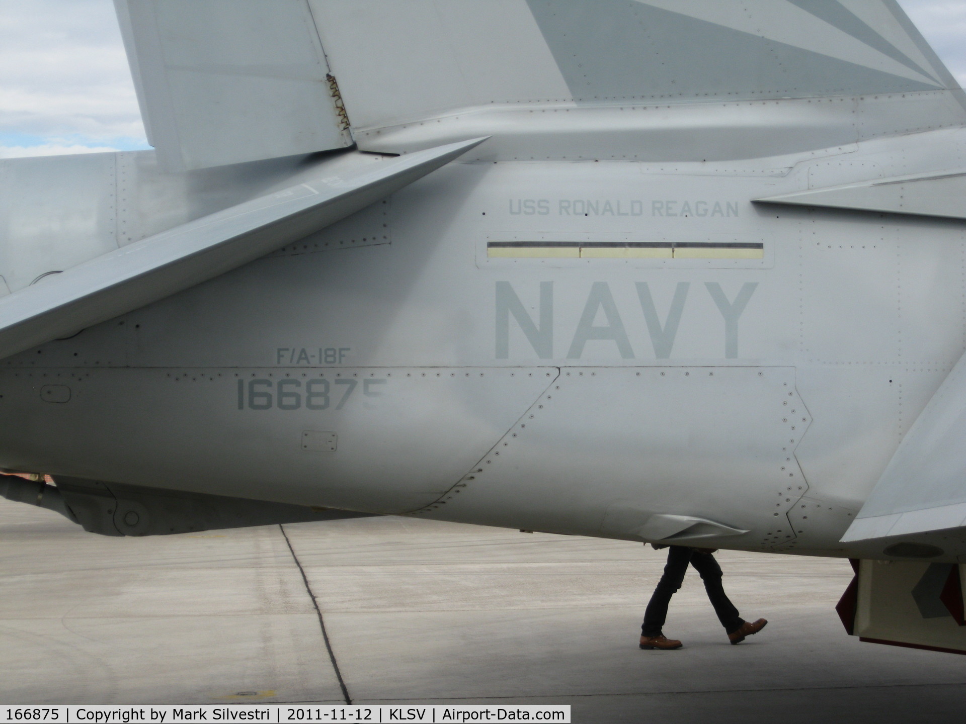 166875, Boeing F/A-18F Super Hornet C/N F205, Aviation Nation 2011