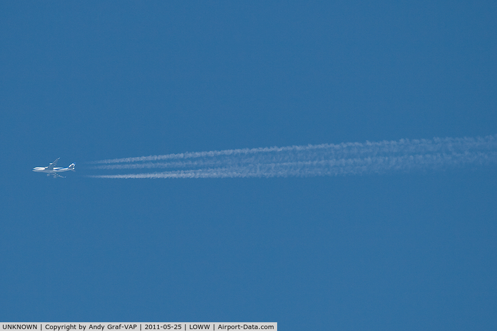 UNKNOWN, Contrails Various C/N Unknown, Nippon Cargo Airlines 747-400