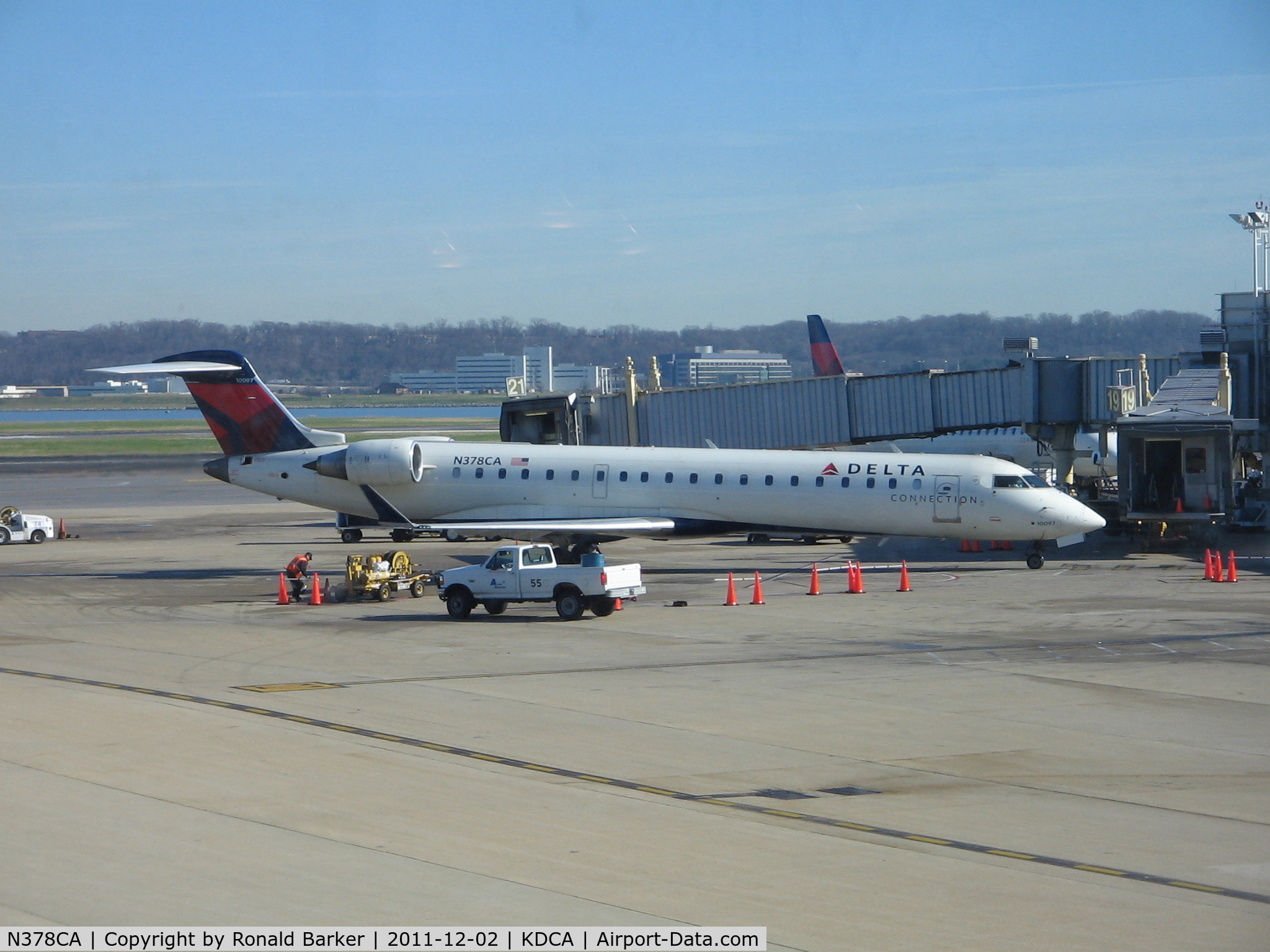 N378CA, 2003 Bombardier CRJ-701 (CL-600-2C10) Regional Jet C/N 10097, DCA, VA