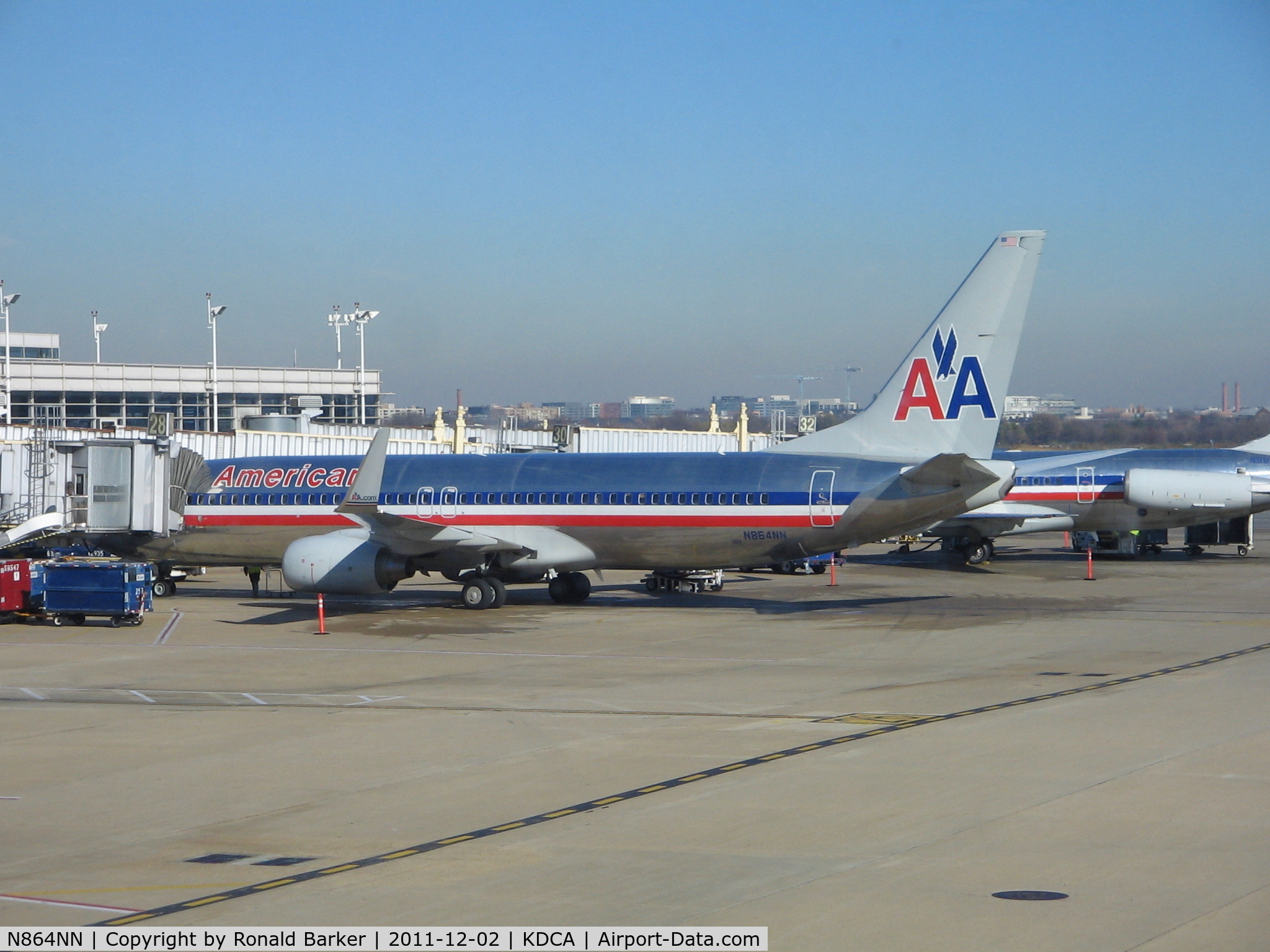 N864NN, 2010 Boeing 737-823 C/N 31111, DCA, VA