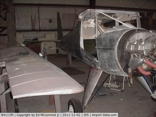 N4113M, 1940 Luscombe 8C Silvaire C/N 1412, N4113 restoration underway nov 2011