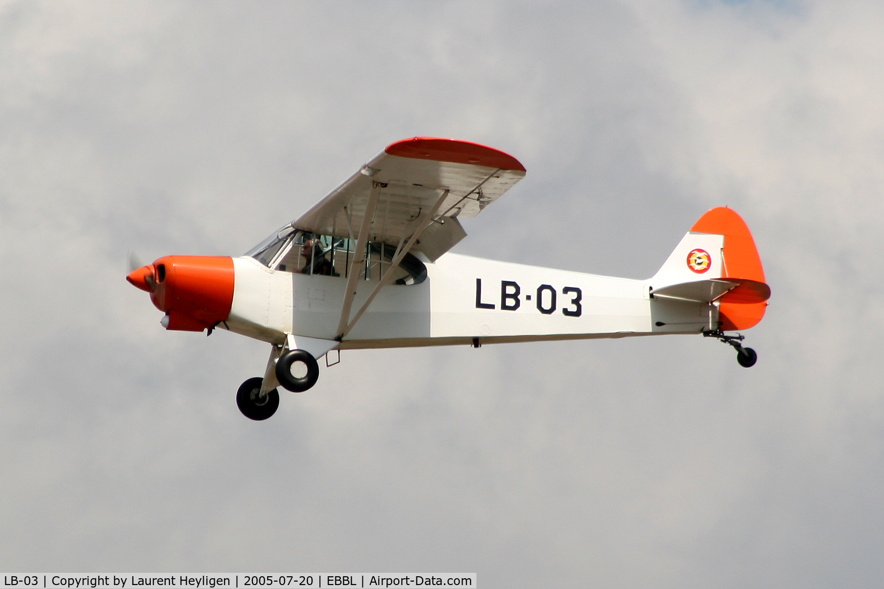 LB-03, 1954 Piper L-21B Super Cub (PA-18-135) C/N 18-3842, Landing at Kleine Brogel airbase