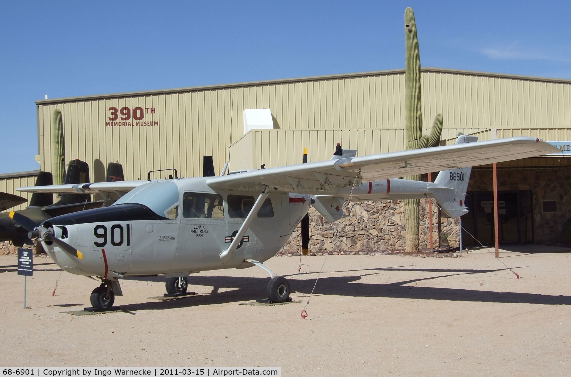 68-6901, Cessna O-2A Super Skymaster Super Skymaster C/N 337M-0190, Cessna O-2A Super Skymaster at the Pima Air & Space Museum, Tucson AZ