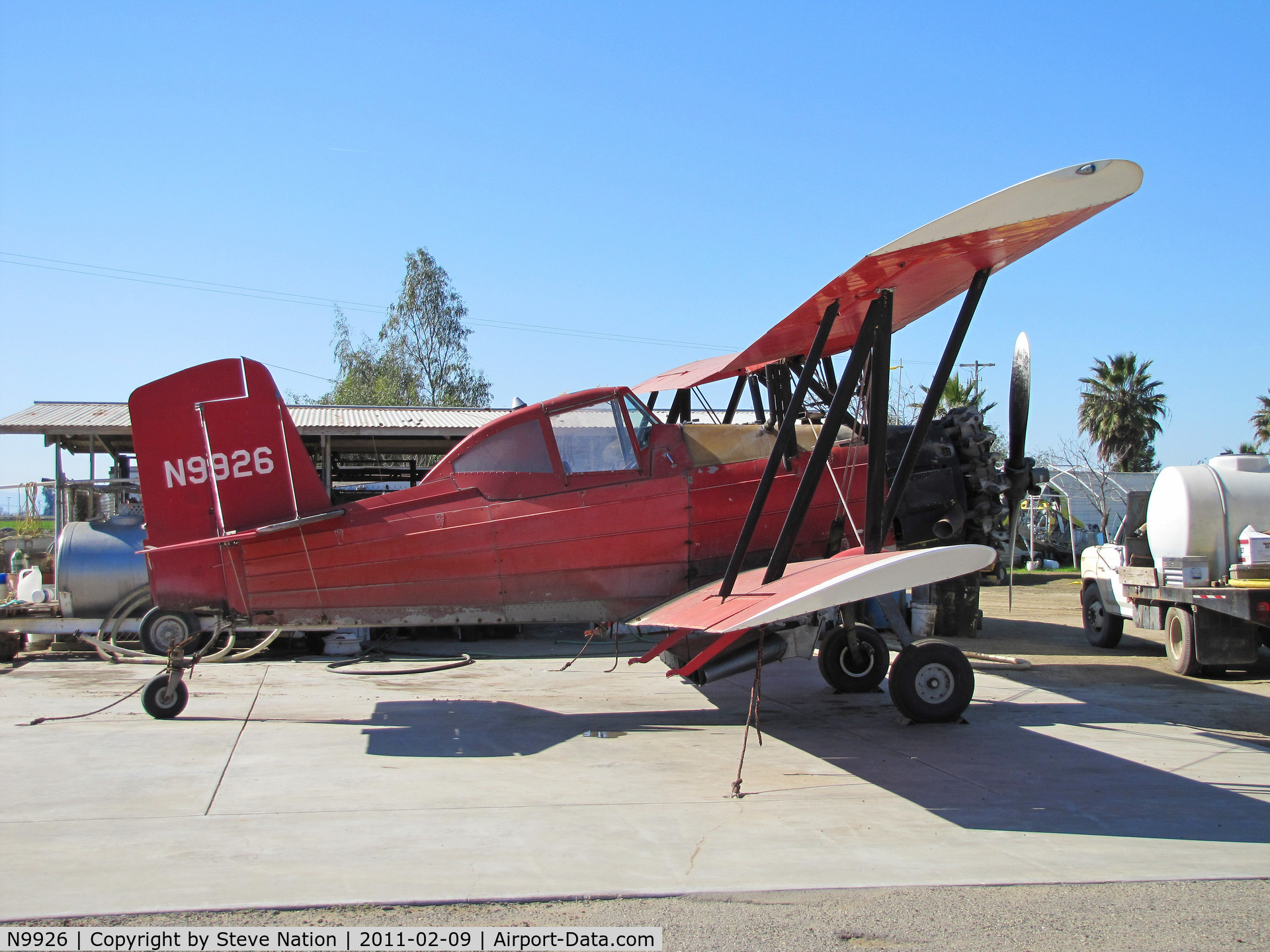 N9926, 1974 Grumman-Schweizer G-164A C/N 1334, Hughes Flying Service (Riverdale, CA) dark red 1974 G-164A rigged for spreading dry material @ Brian Hughes' airstrip