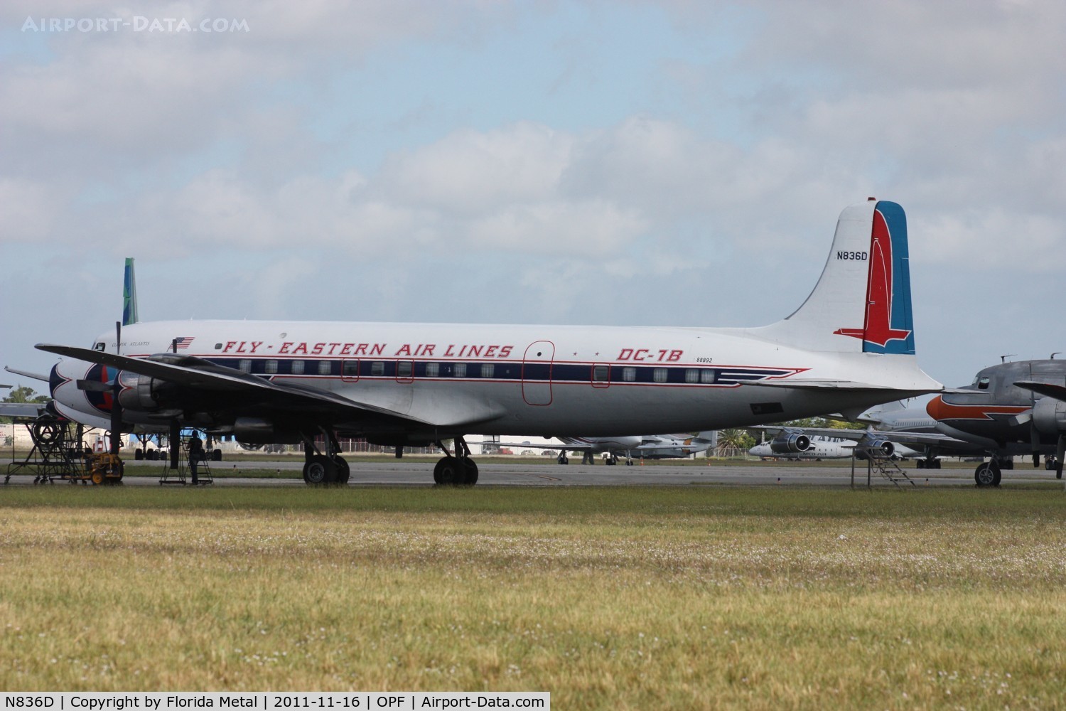 N836D, 1957 Douglas DC-7B C/N 45345, Two days before it made an emergency landing at CLT.