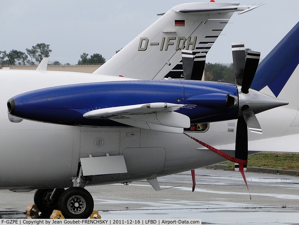 F-GZPE, 2003 Piaggio P-180 Avanti C/N 1064, 2 Turboprop Engines  Pratt & Whitney Canada PT6A-66