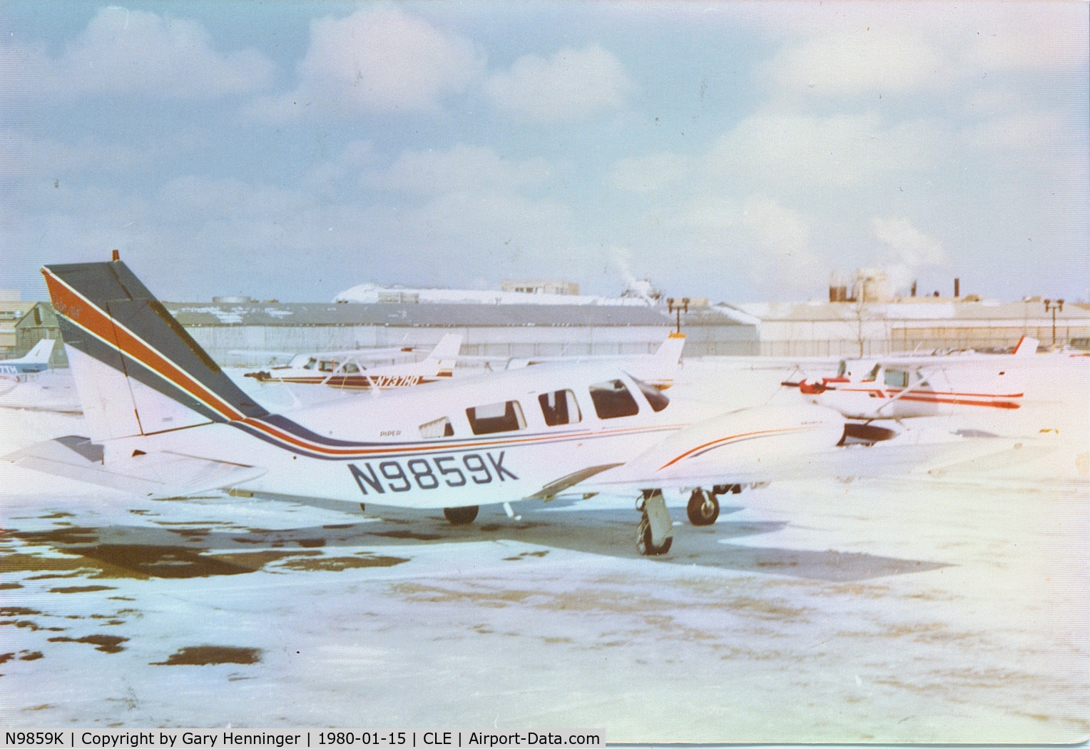 N9859K, Piper PA-34-200T C/N 34-7870041, 1980 @ Cleveland Hopkins by original owner.