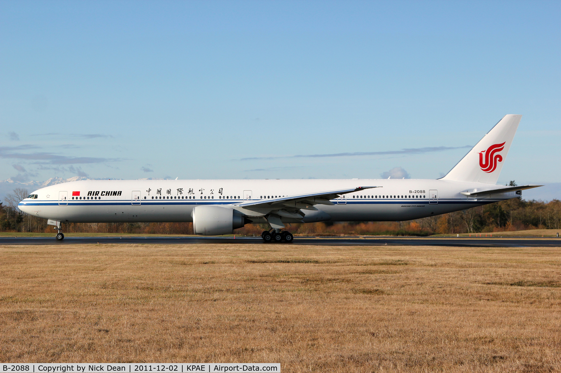 B-2088, 2011 Boeing 777-39L/ER C/N 38668, KPAE/PAE