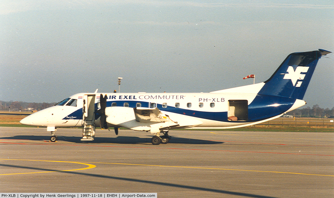 PH-XLB, 1988 Embraer EMB-120RT Brasilia C/N 120091, Air Exel Commuter