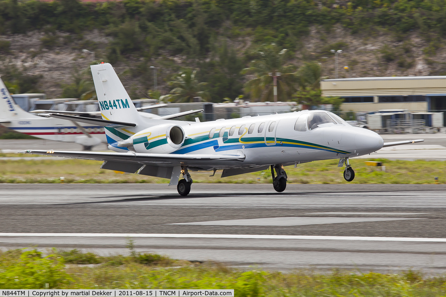 N844TM, 2004 Cessna Cittation Encore 560 C/N 560-0660, landing to sxm