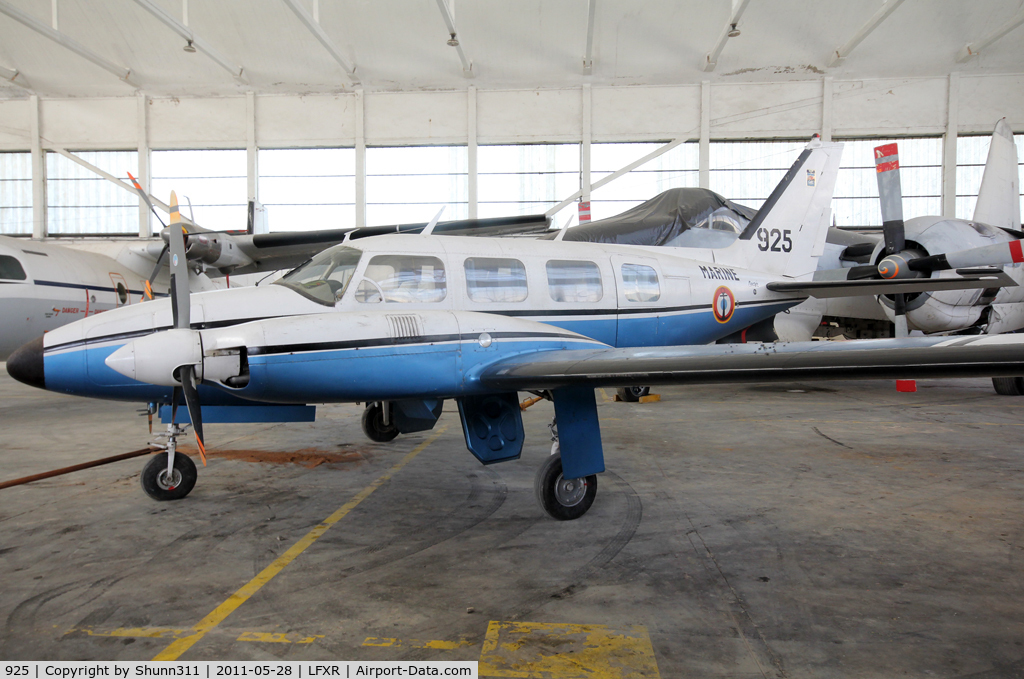 925, Piper PA-31-310 B Navajo C/N 31-7300925, Preserved inside Museum...