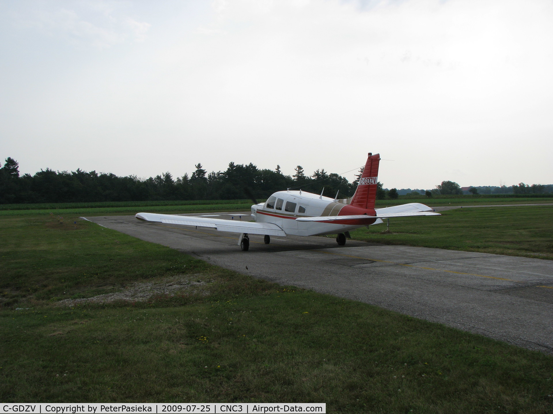 C-GDZV, 1976 Piper PA-32R-300 Cherokee Lance C/N 32R7680241, @ Brampton Airport