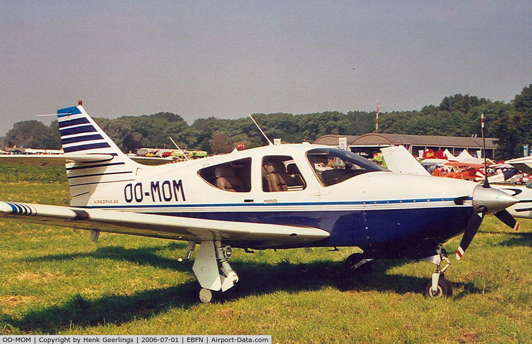 OO-MOM, 1994 Rockwell Commander 114B C/N 14615, Airborne n.v.
