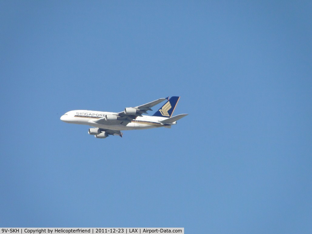 9V-SKH, 2008 Airbus A380-841 C/N 021, Just turned final approximately 12 -13 miles out, for runway 24