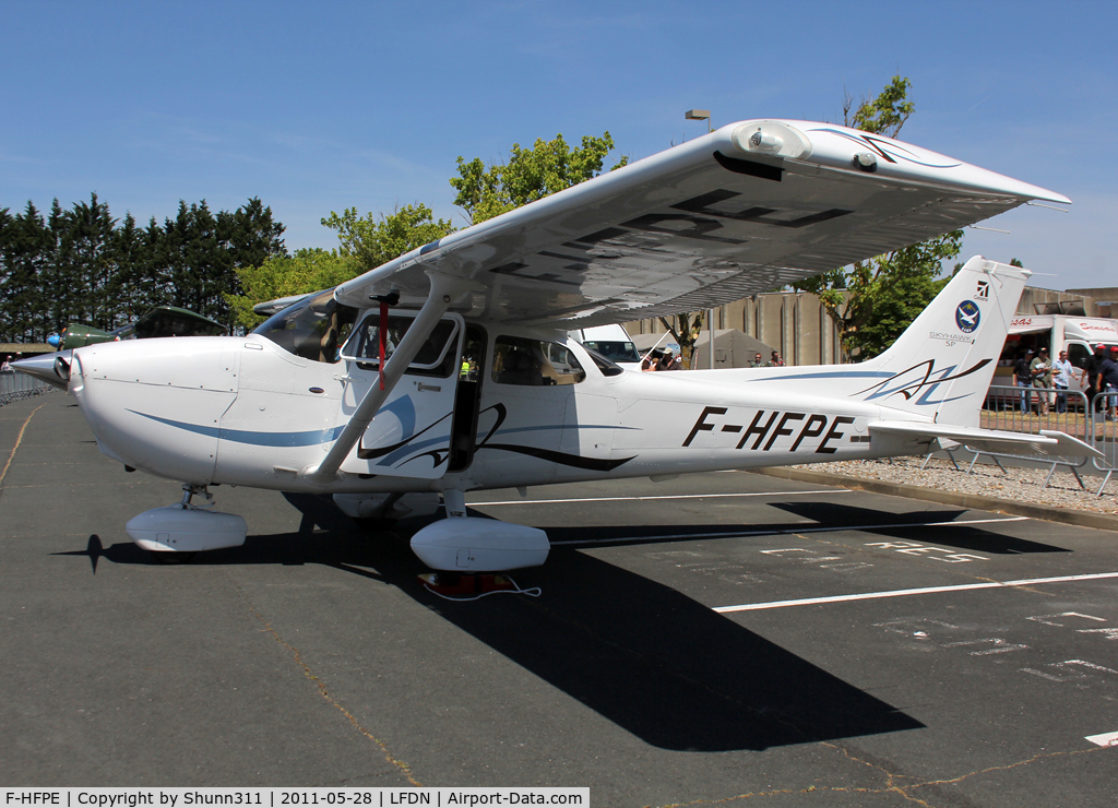 F-HFPE, 2008 Cessna 172S Skyhawk SP C/N 172S10692, Used as a static aircraft during Rochefort Open Day 2011...