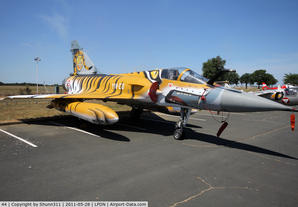 44, Dassault Mirage 2000-5F C/N 208, Used as a static aircraft during Rochefort Open Day 2011... Still in Tiger Meet 2011 c/s...