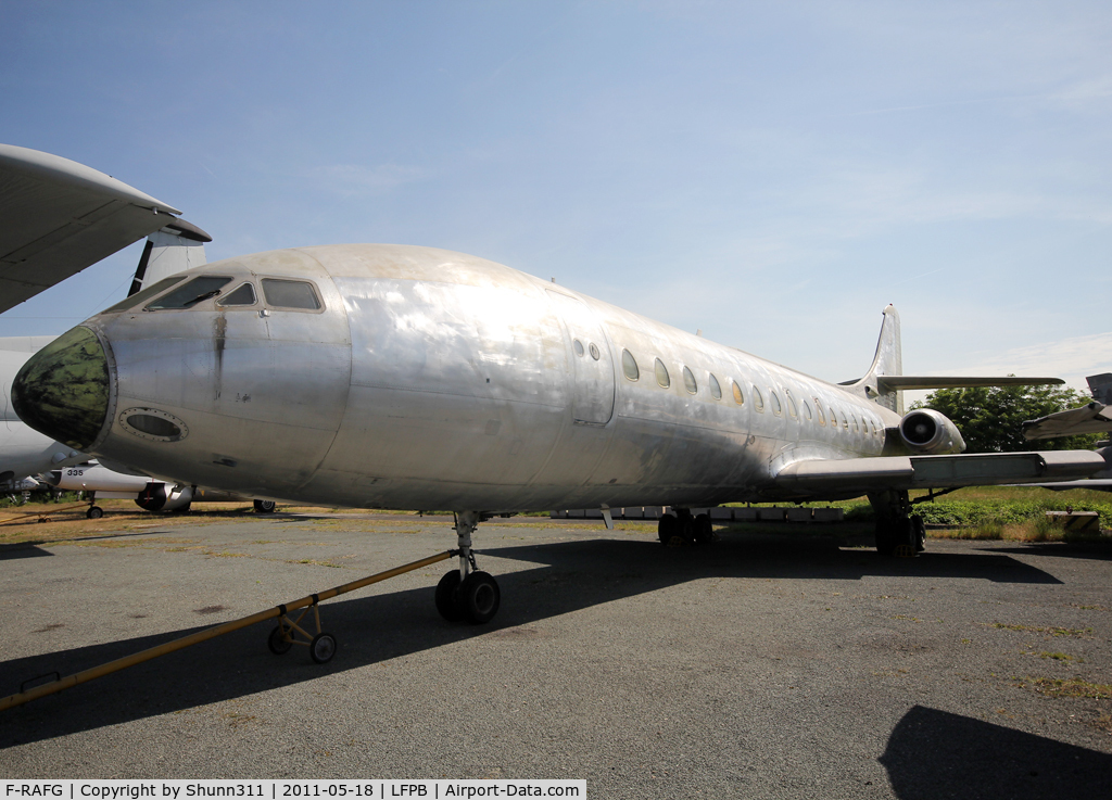 F-RAFG, 1963 Sud Aviation SE-210 Caravelle III C/N 141, Now in silver c/s (was in Republique Française c/s) and wings cutted due to corrosion... Still stored at Dugny