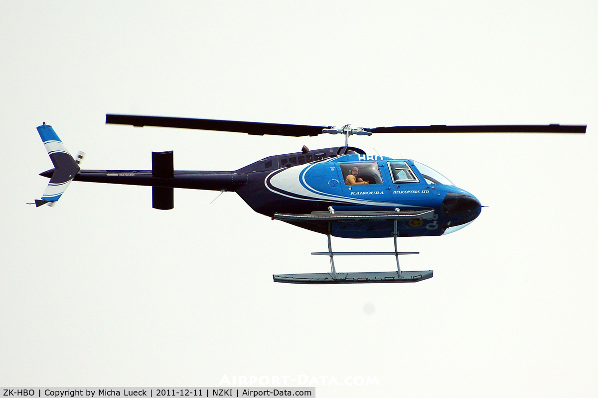 ZK-HBO, Bell 206B C/N 570, Dolphin watch flight at Kaikoura