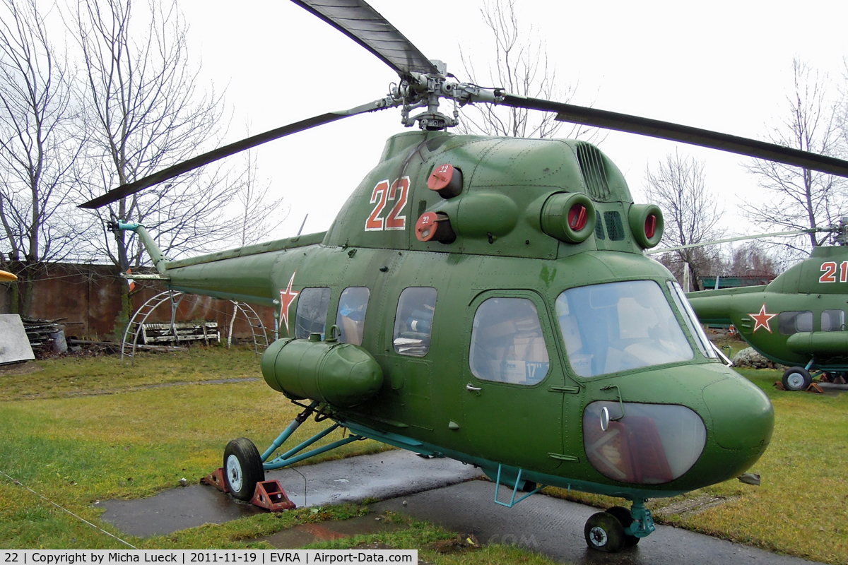 22, Mil (PZL-Swidnik) Mi-2 C/N 513832104, At the Aviomuzejs, Riga