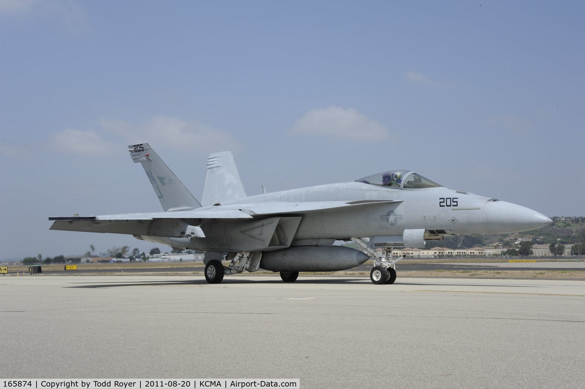165874, Boeing F/A-18E Super Hornet C/N E050, Camarillo Airport