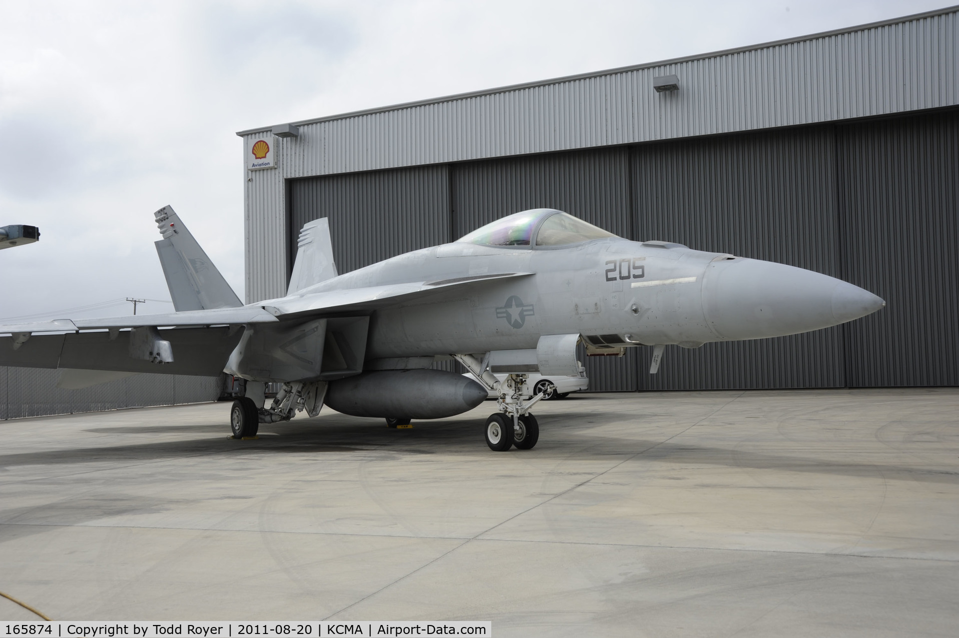 165874, Boeing F/A-18E Super Hornet C/N E050, Camarillo Airport