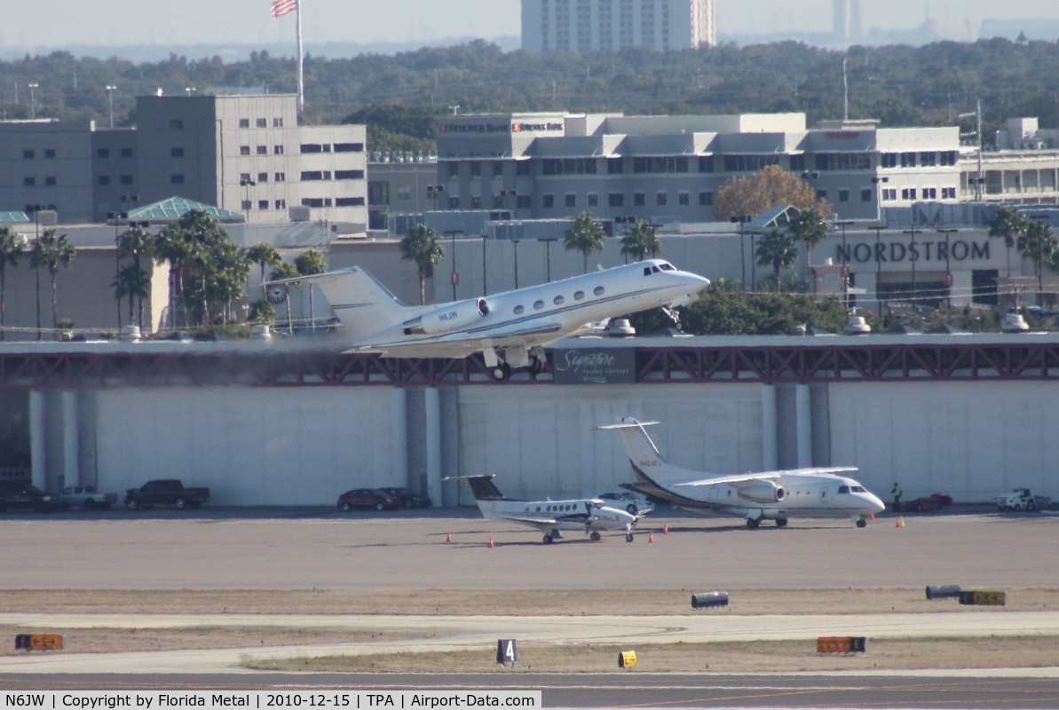 N6JW, 1973 Grumman G-1159 Gulfstream II C/N 138, Gulfstream II