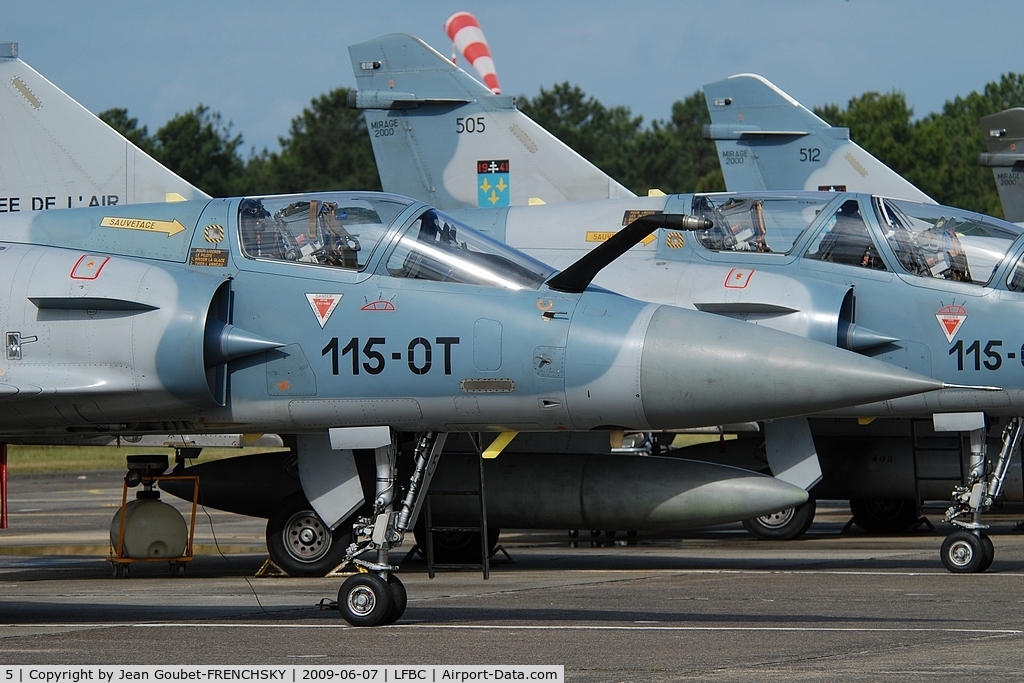 5, Dassault Mirage 2000C C/N 5, base de Cazaux