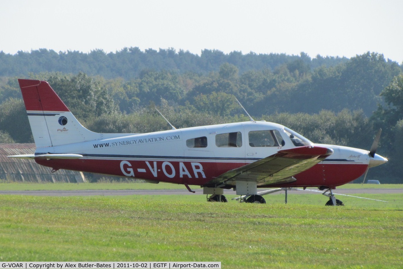 G-VOAR, 1995 Piper PA-28-181 Cherokee Archer III C/N 28-43011, Parked on the grass