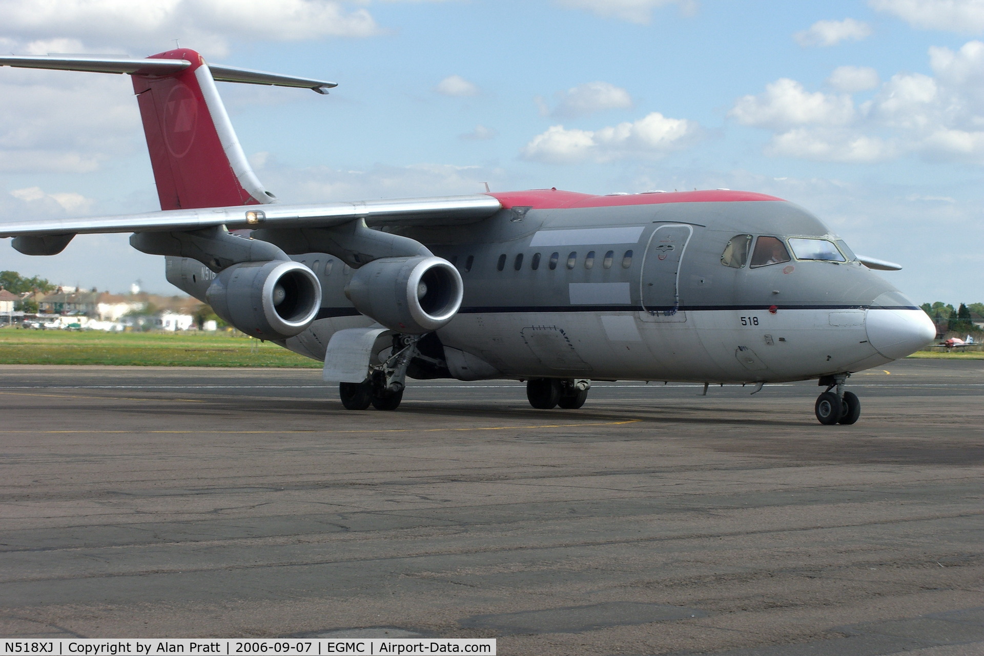 N518XJ, 1998 British Aerospace Avro 146-RJ85A C/N E2337, Arriving on stand for paintshop.