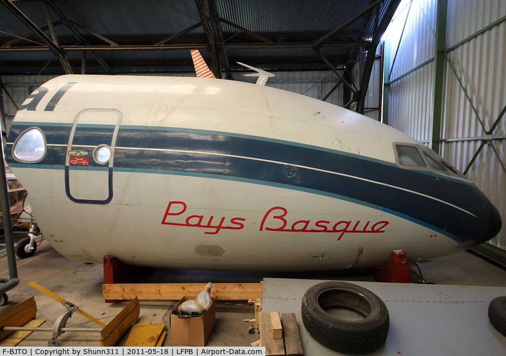 F-BJTO, 1963 Sud Aviation SE-210 Caravelle III C/N 148, Stored at Dugny...