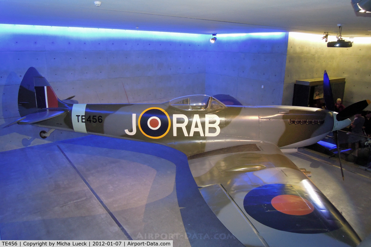 TE456, Supermarine 361 Spitfire LF.XVIe C/N CBAF.IX.4590, At the Auckland Museum