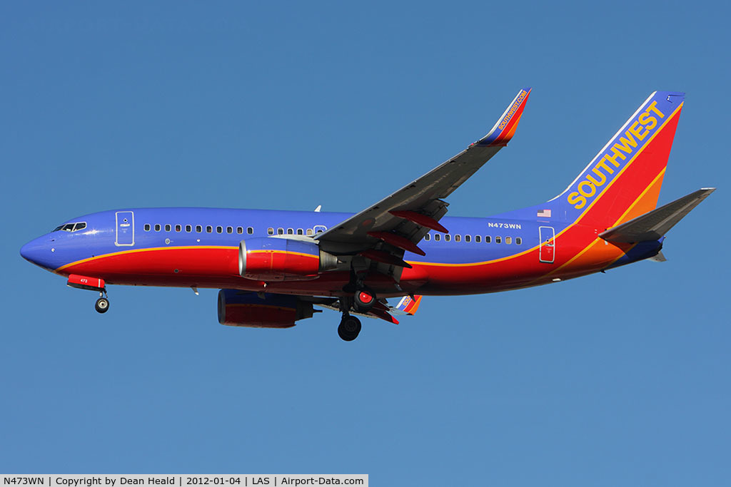 N473WN, 2004 Boeing 737-7H4 C/N 33832, Southwest Airlines N473WN on short final to RWY 25L.