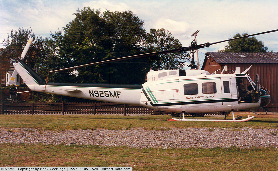 N925MF, Bell UH-1H C/N 65-9871, Sea Plane Fly In , Moosehead Lake , ME.

Maine Foresr Service