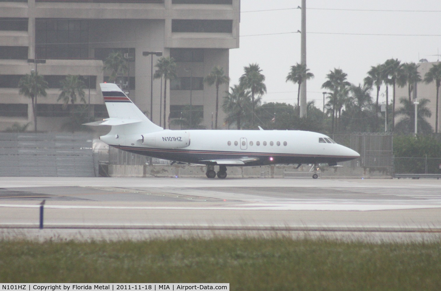 N101HZ, 1999 Dassault Falcon 2000 C/N 86, Falcon 2000