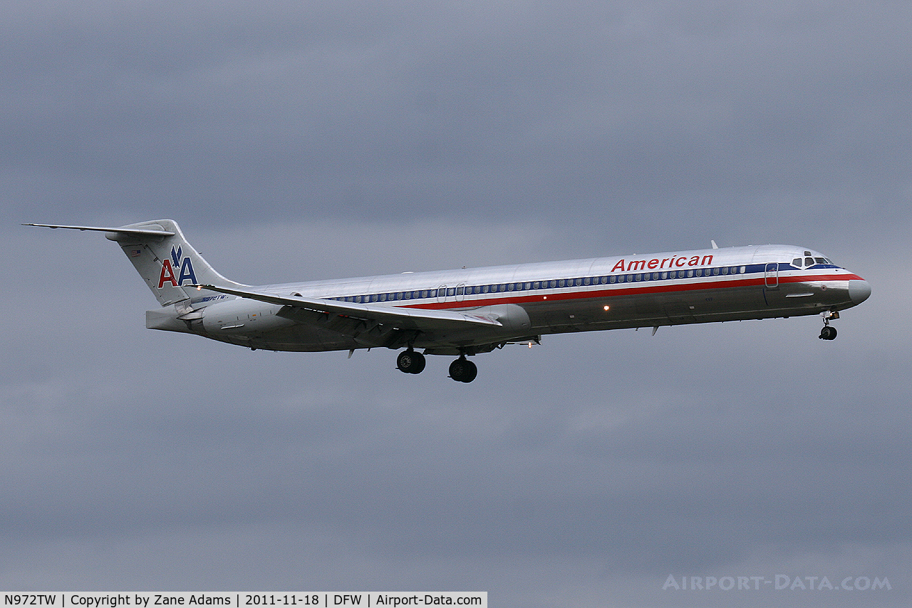 N972TW, 1999 McDonnell Douglas MD-83 (DC-9-83) C/N 53622, American Airlines at DFW Airport