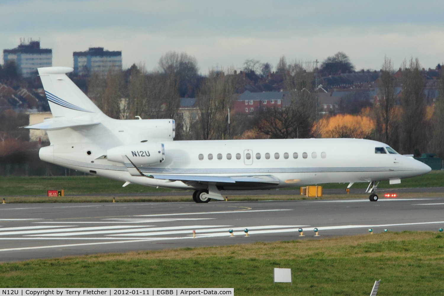 N12U, 2008 Dassault Falcon 7X C/N 53, Dassault Aviation FALCON 7X, c/n: 53 at Birmingham UK