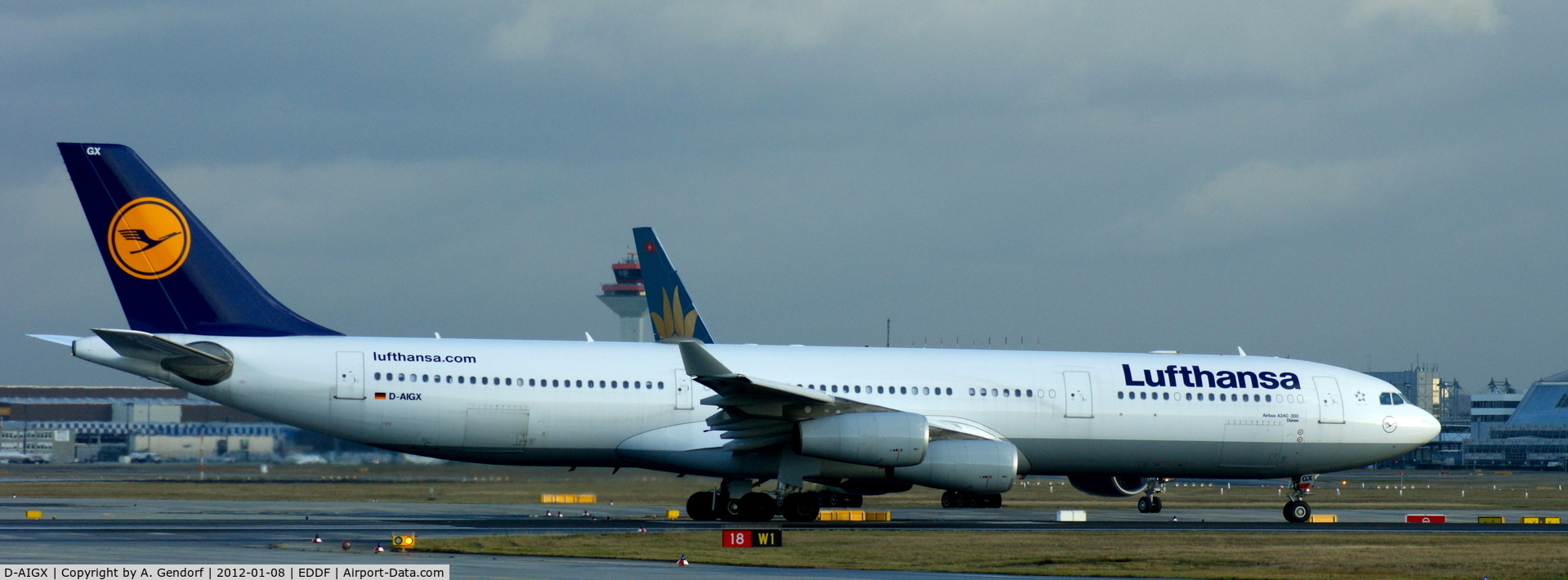 D-AIGX, 2000 Airbus A340-313X C/N 354, Lufthansa, ready for take off on runway 18 at Frankfurt Int´l (EDDF)