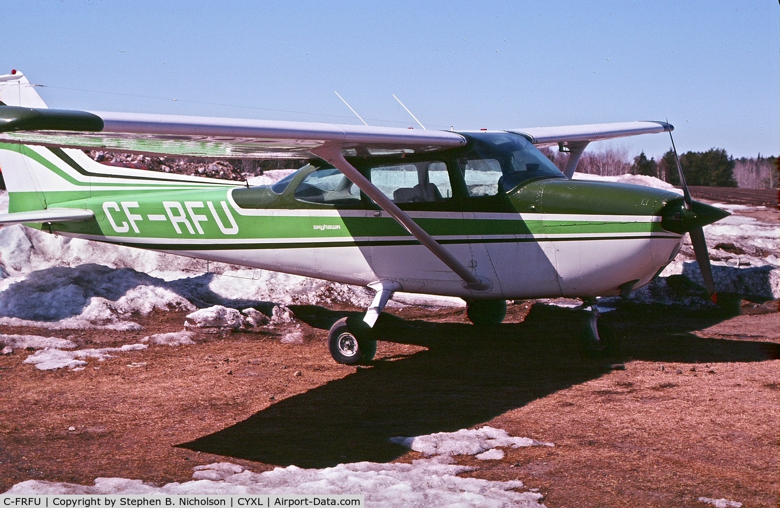 C-FRFU, 1973 Cessna 172M C/N 17261723, Owned by the local flying club in Sioux Lookout, Ontario, and rented by its members, circa late 1970's. Picture circa 1978.