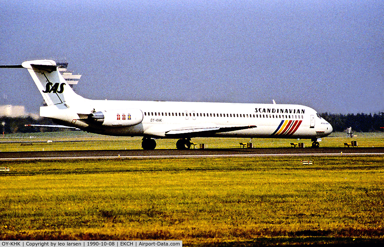 OY-KHK, 1989 McDonnell Douglas MD-82 (DC-9-82) C/N 49910, Copenhagen Kastrup 8.10.91 T/O run R-04R