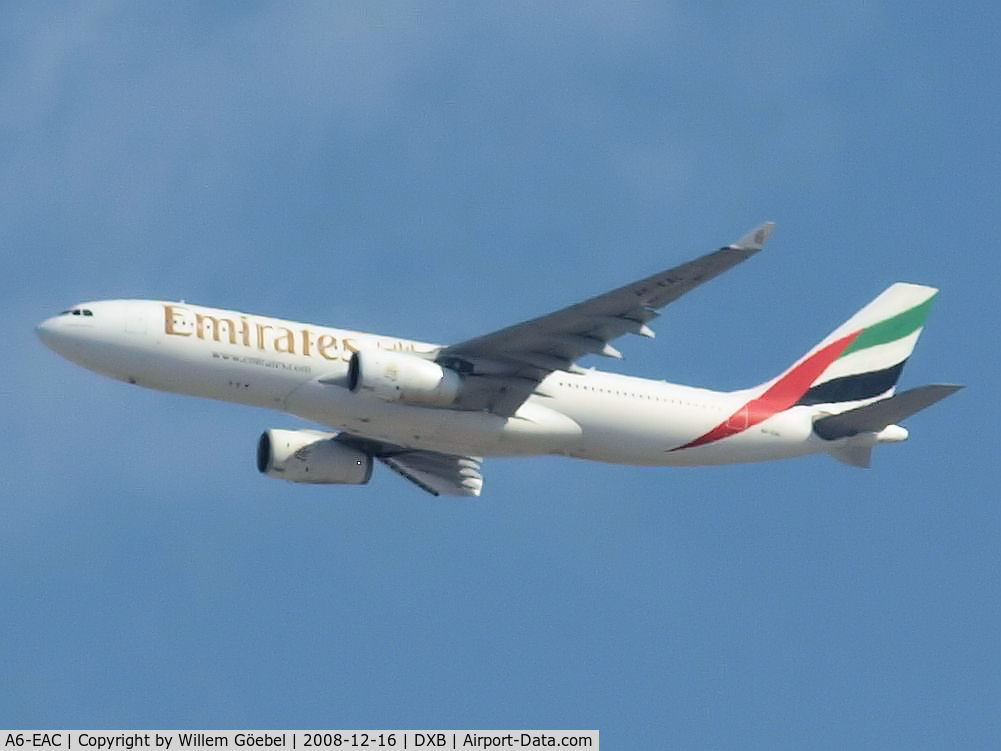 A6-EAC, 2000 Airbus A330-243 C/N 372, Take off from Dubai airport