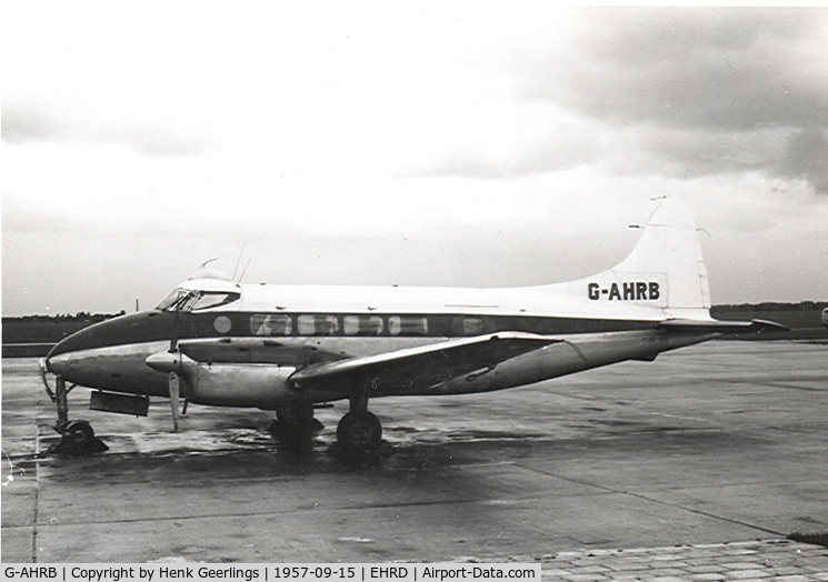 G-AHRB, 1946 De Havilland DH-104 Dove 1B C/N 04005, Morton Air Service