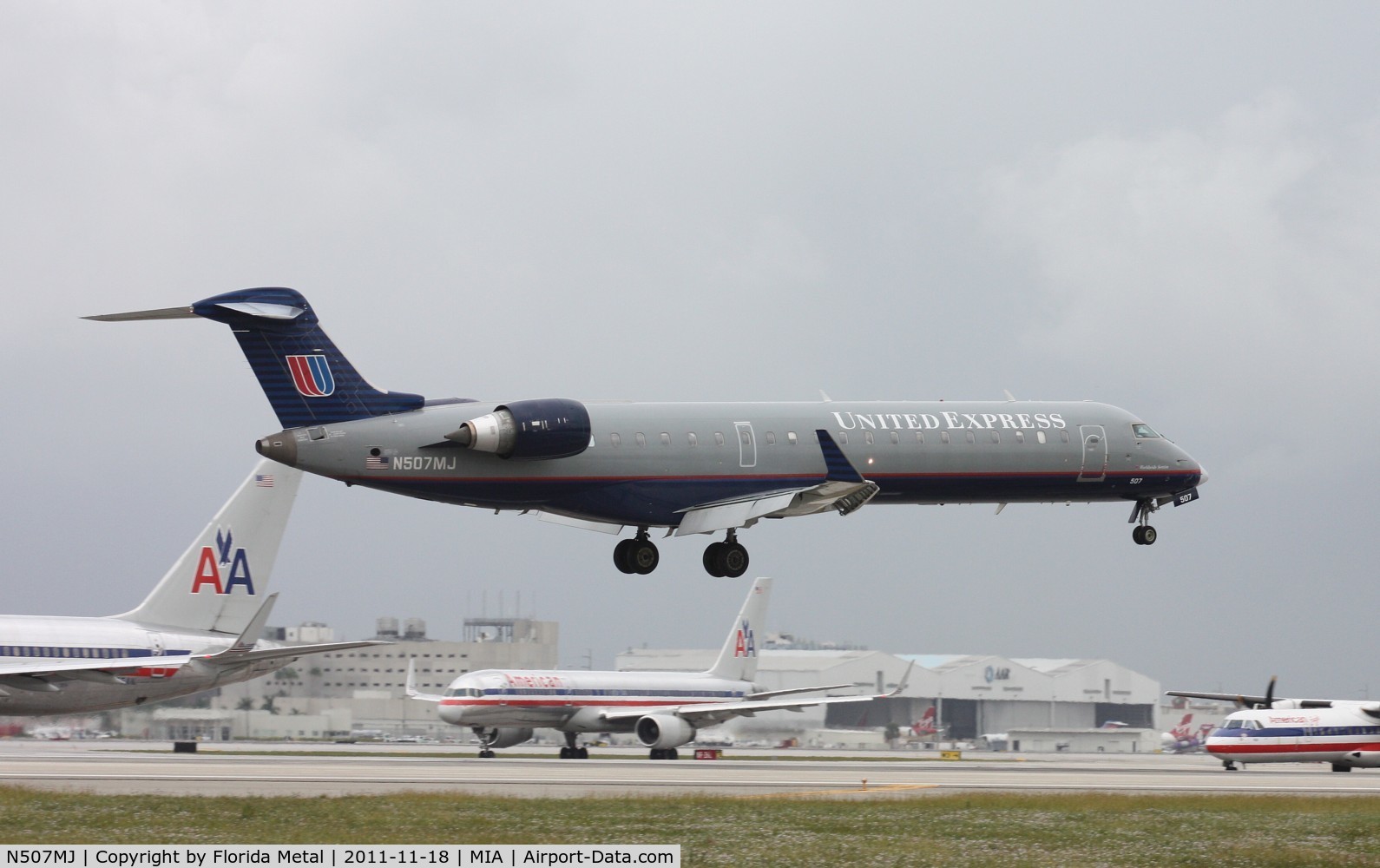 N507MJ, 2003 Bombardier CRJ-701 (CL-600-2C10) Regional Jet C/N 10017, United Express CRJ-700