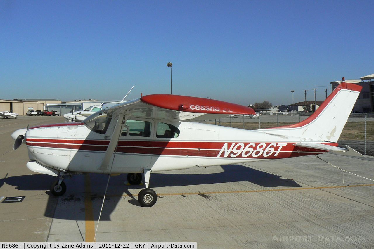 N9686T, 1960 Cessna 210 C/N 57486, At Arlington Municipal Airport