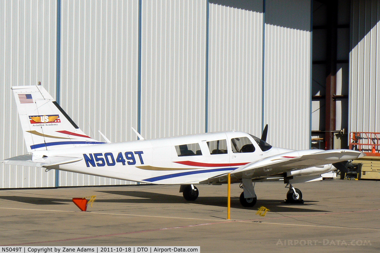 N5049T, 1972 Piper PA-34-200 C/N 34-7250210, At Denton Municipal Airport