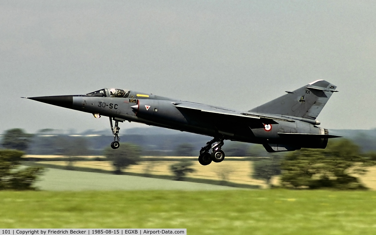 101, Dassault Mirage F.1C C/N Not found 101, low approach