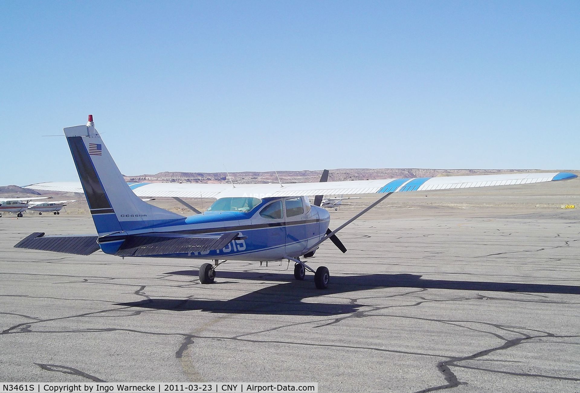 N3461S, 1964 Cessna 182H Skylane C/N 18255861, Cessna 182H Skylane at Canyonlands Field airport, Moab UT