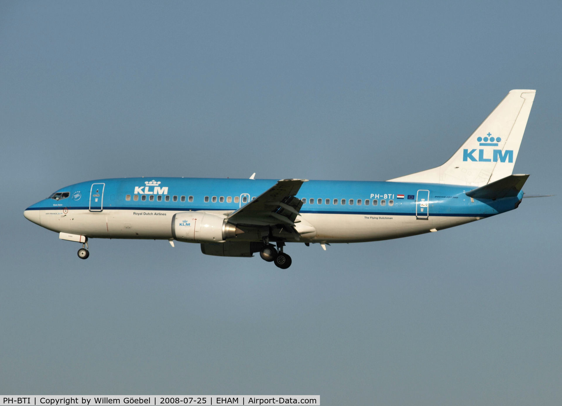 PH-BTI, 1997 Boeing 737-306 C/N 28720, Landing on runway C18 of Schiphol Airport