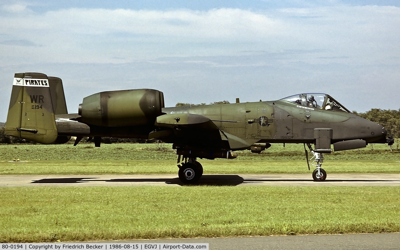 80-0194, 1980 Fairchild Republic A-10A Thunderbolt II C/N A10-0544, taxying to the active
