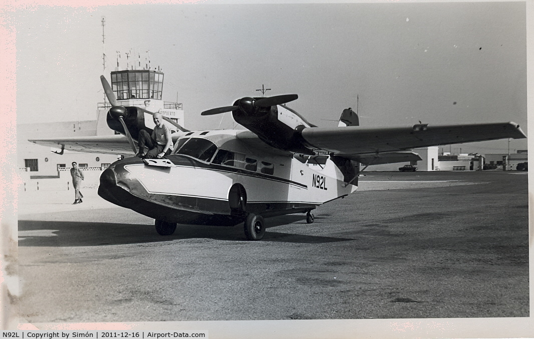 N92L, 1944 Grumman G-44 Widgeon C/N 1372, En Villa Cisneros (Sáhara) 1970-5