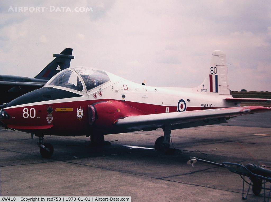 XW410, 1971 BAC 84 Jet Provost T.5A C/N EEP/JP/1032, Photograph by Edwin van Opstal with permission. Scanned from a color slide.